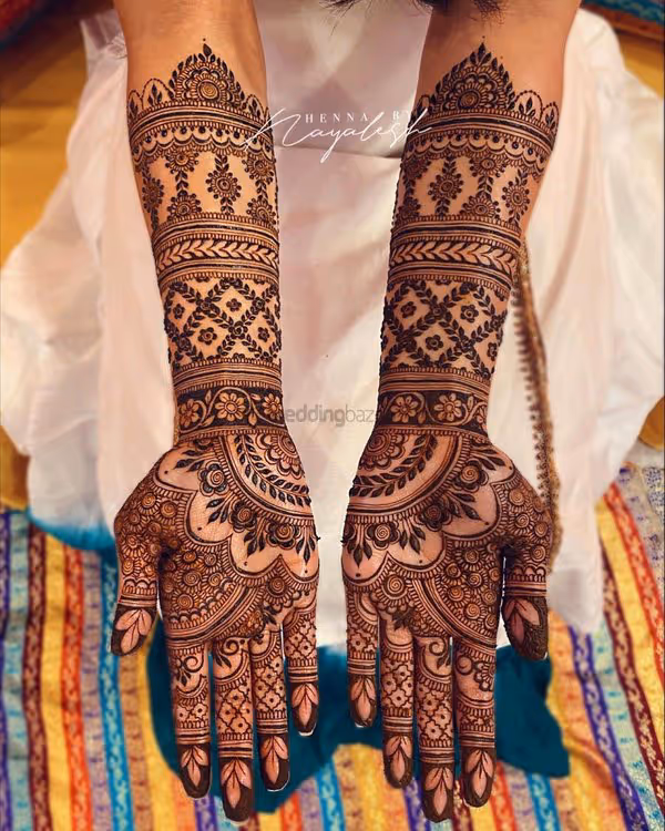 Back Hand Mehndi Designs pattern 65