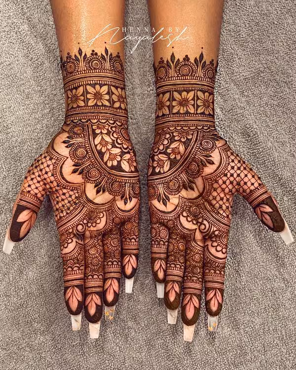 Arabic Paisley mehndi design for full hand — gorgeous henna pattern