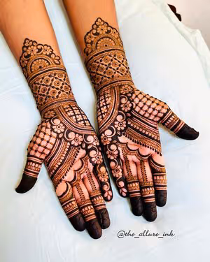 Gulf Wave Pattern mehndi design for arm — alluring henna pattern