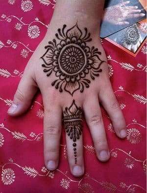 Bridal Mehndi Designs pattern 836