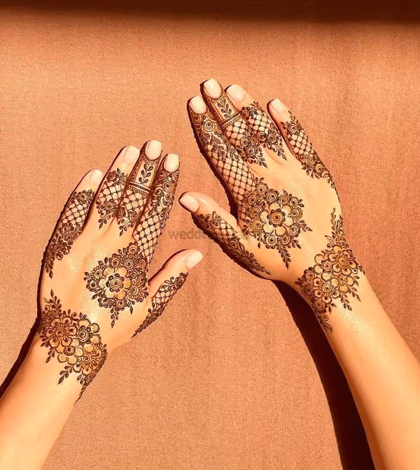 Kids Mehndi Designs pattern 428