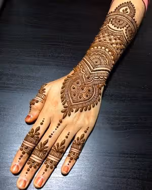 Simple Diamond Lattice mehndi design for arm — ornate henna pattern