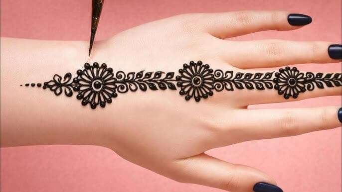 African Lotus Pattern mehndi design for finger — refined henna pattern