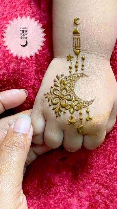 Rajasthani Diamond Lattice mehndi design for back hand — artistic henna pattern