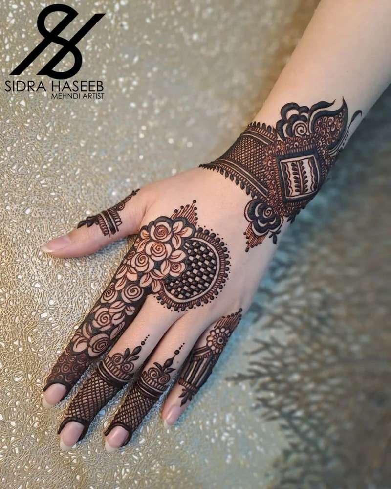 Bridal Lotus Pattern mehndi design for back hand — luxurious henna pattern
