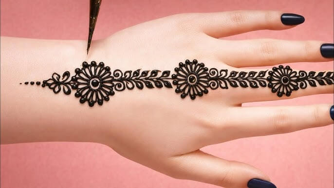 Stunning Eid Henna Design #42