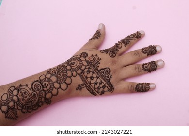 Floral Eid Mehndi Art #44