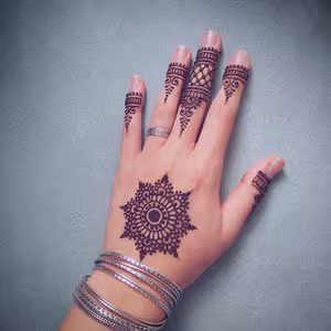 Leg & Feet Mehndi Designs pattern 335
